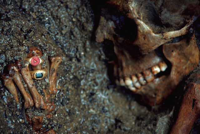 Skeleton Found in Herculaneum